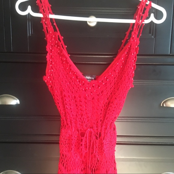 Red crochet and beaded tank. - Picture 2 of 7